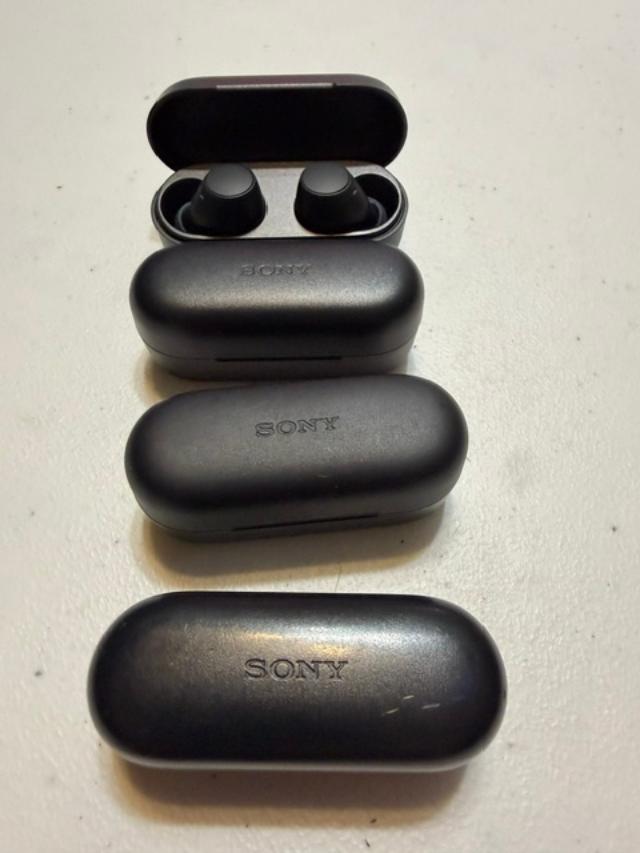 Sony Bluettoth Headphone Lot 