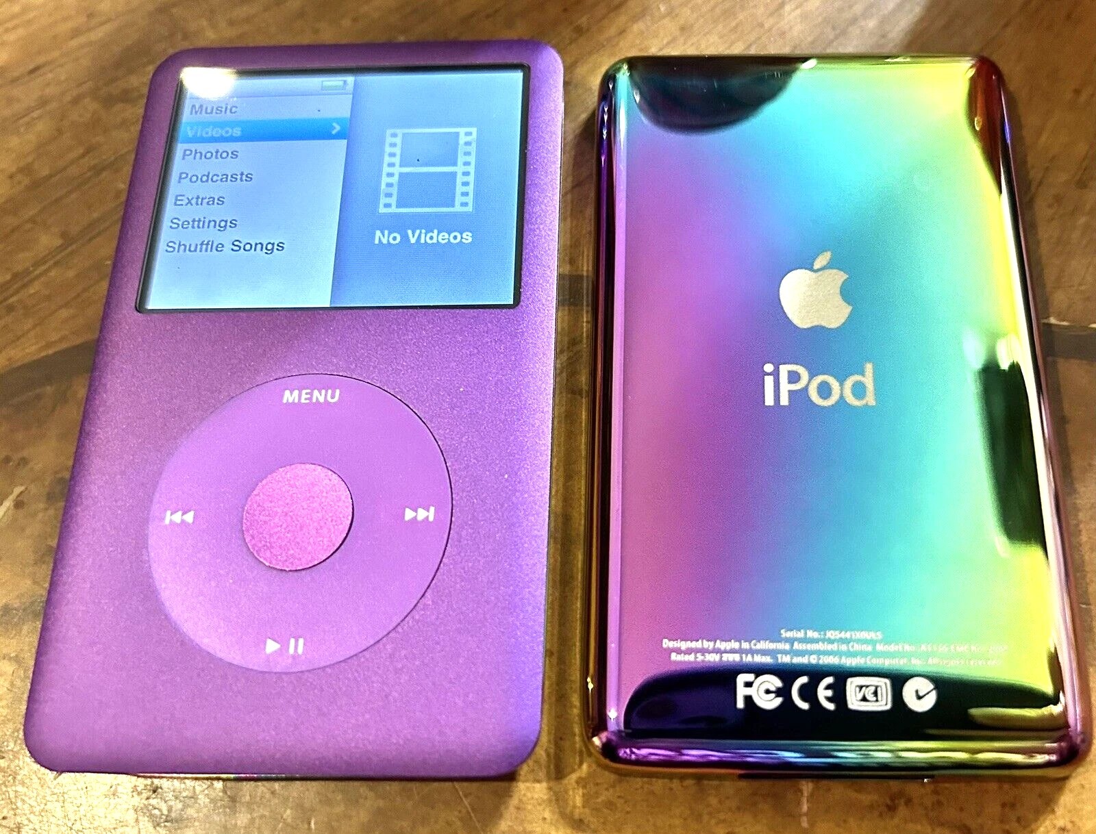 Apple iPod classic 6th Generation 80GB Purple Pink Rainbow Back