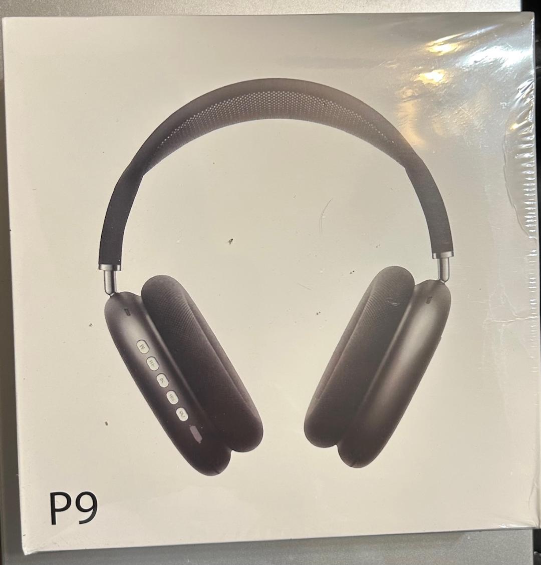 P9 Over ear Wireless Headphone Set