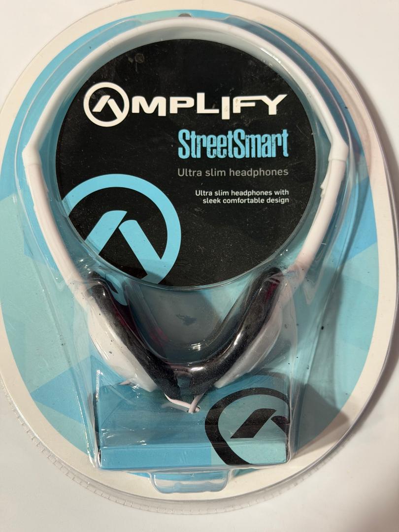 Street Smart slim headp0hones