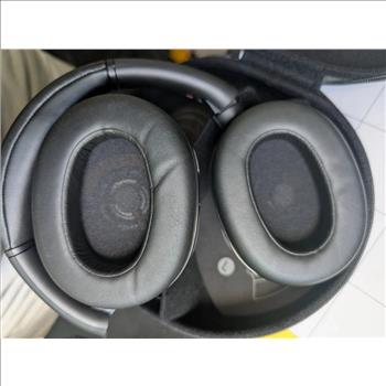 Sony ULT Wear Power Sound Wireless Noise Canceling Headphones WH-ULT900N