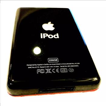 Apple iPod classic 7th Generation Green Black (256GB) Bundle Excellent Condition