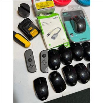 Computer parts lot