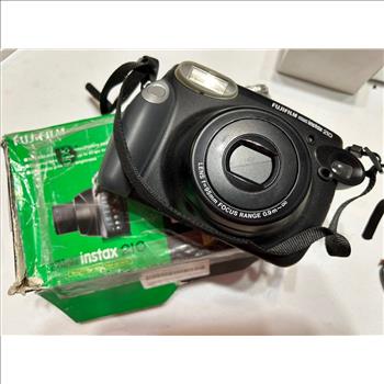 Fujifilm Instax 210 Autofocus Wide Picture Instant Polaroid Film Photo Camera