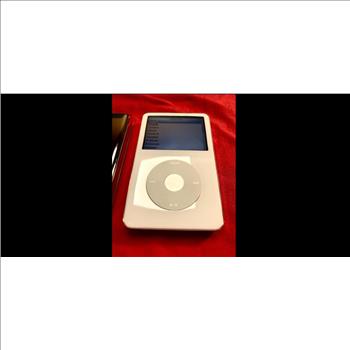 Apple ipod Classic 5th Generation 30GB Excellent Condition