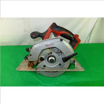 Milwaukee M18 Circular Saw - (2630-20) Parts or repair