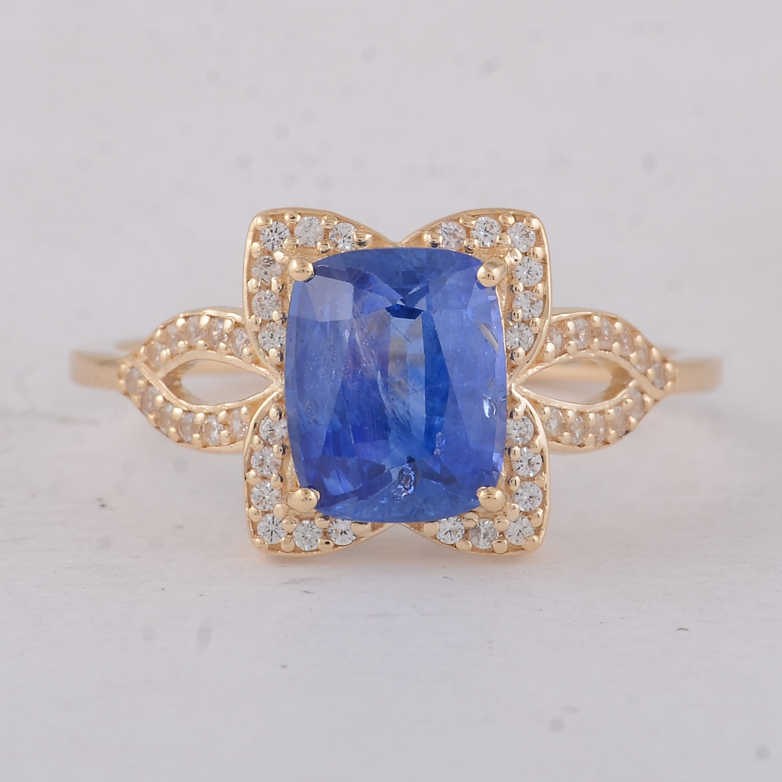 2.44 Ct Cushion Sapphire 9K Gold Ring