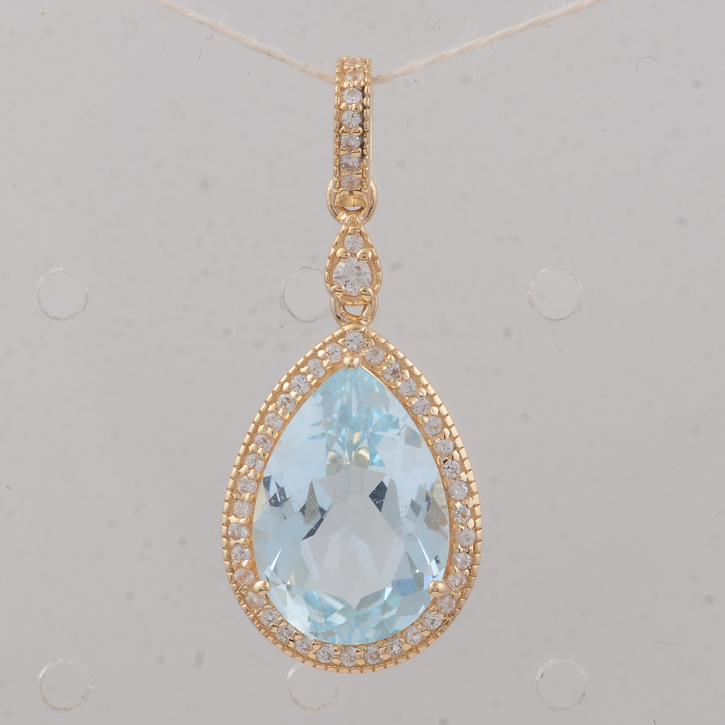 3.74 Ct Pear Aquamarine 9K Gold Pendant