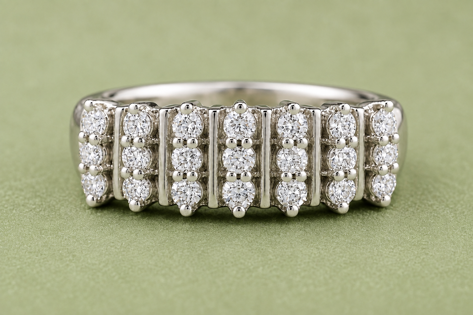 925 Sterling Silver 1.01 Ct Round Cubic Zirconia Ring 7 US Ring Size