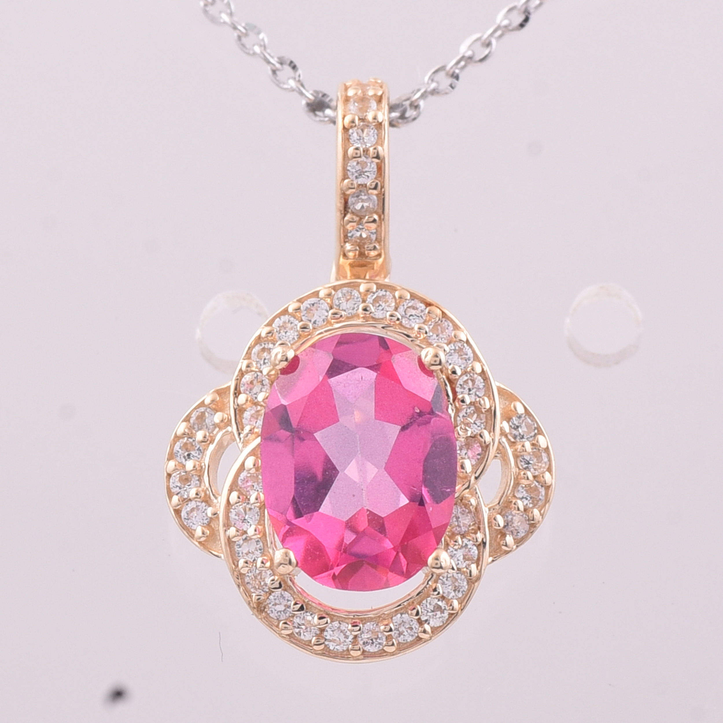 9K Gold 1.53 Ct Oval Pink Topaz Pendant