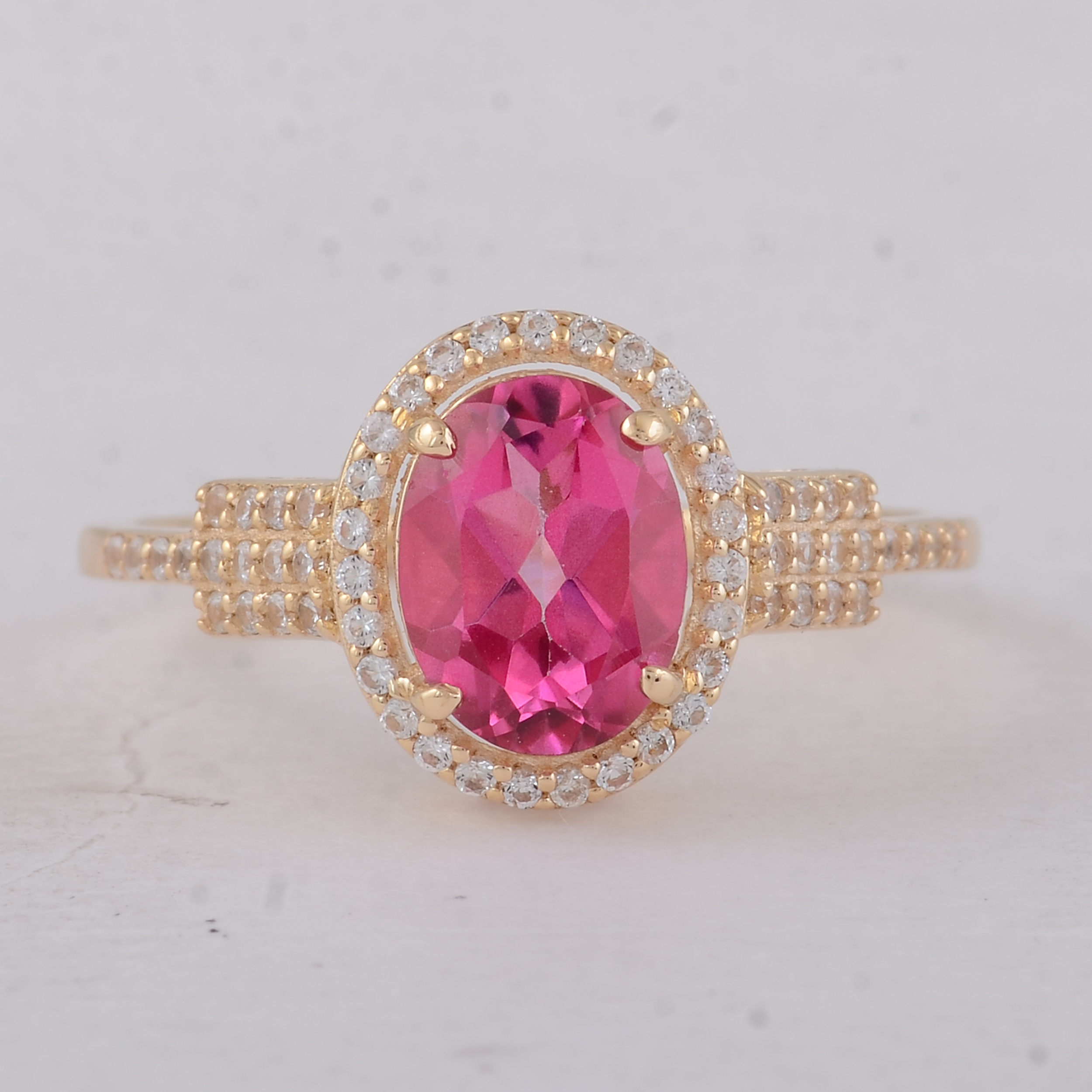 9K Gold 1.86 Ct Oval Pink Topaz Ring 7 US Ring Size