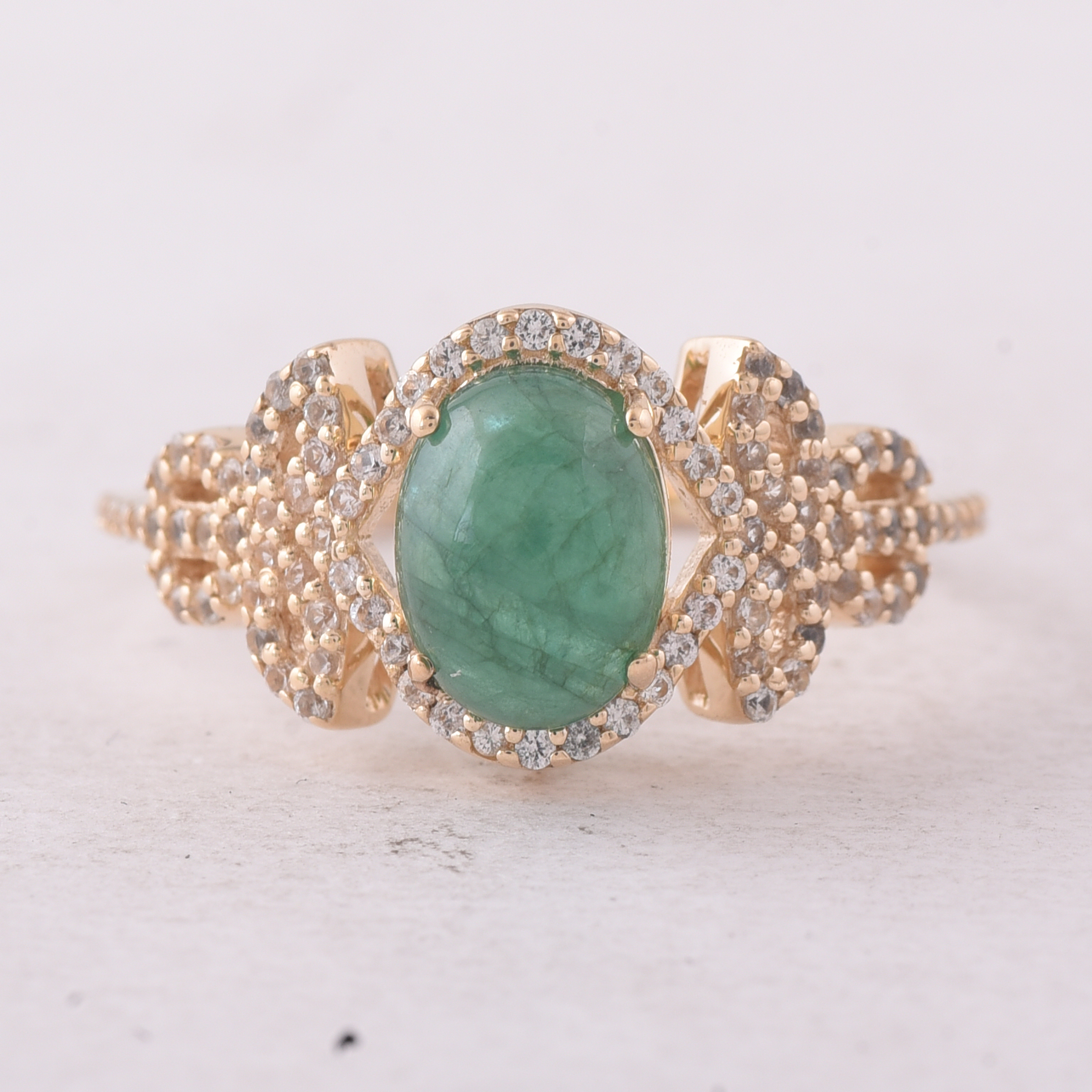 9K Gold 1.90 Ct Oval Emerald Ring 7 US Ring Size