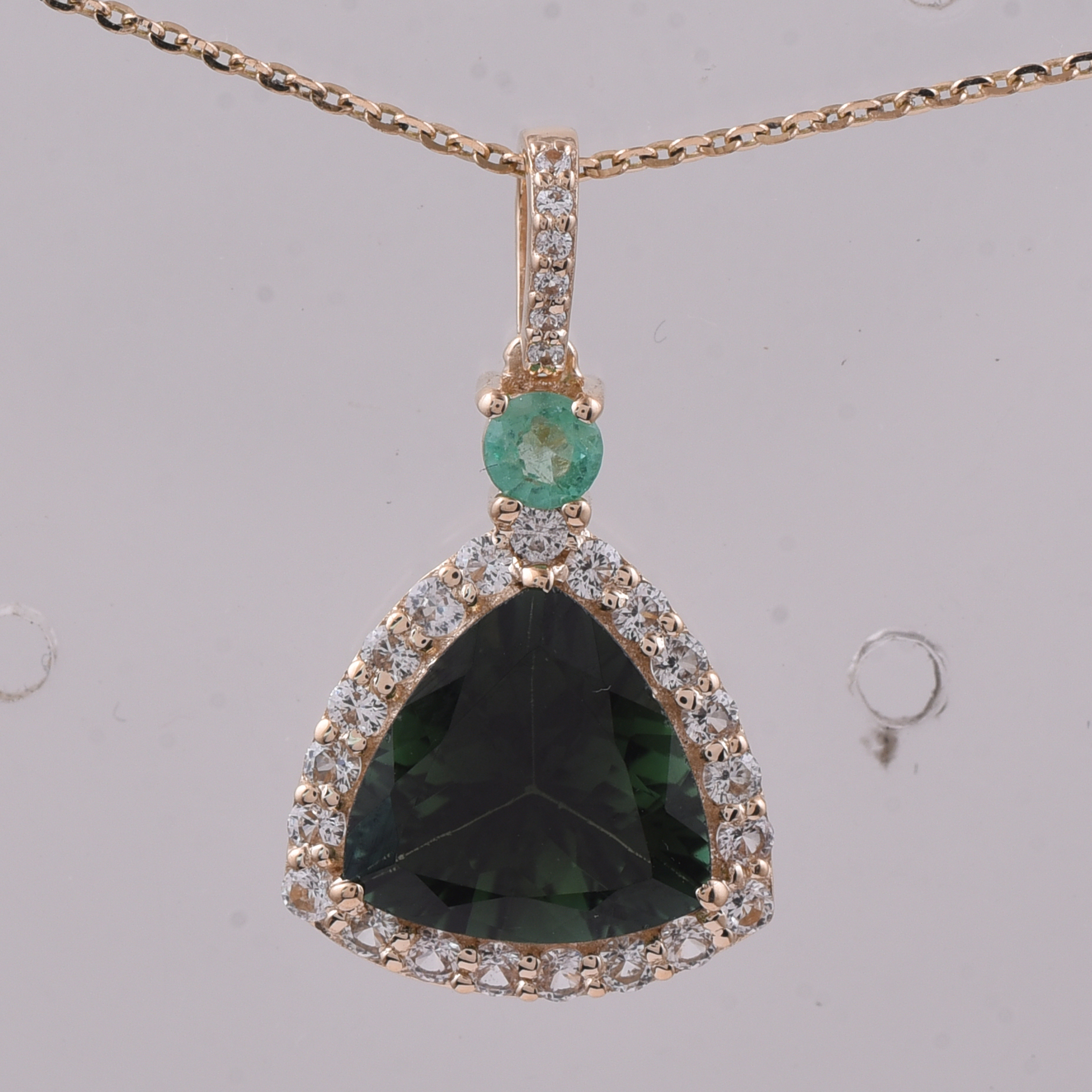 9K Gold 2.59 Ct Trillion Tourmaline Pendant