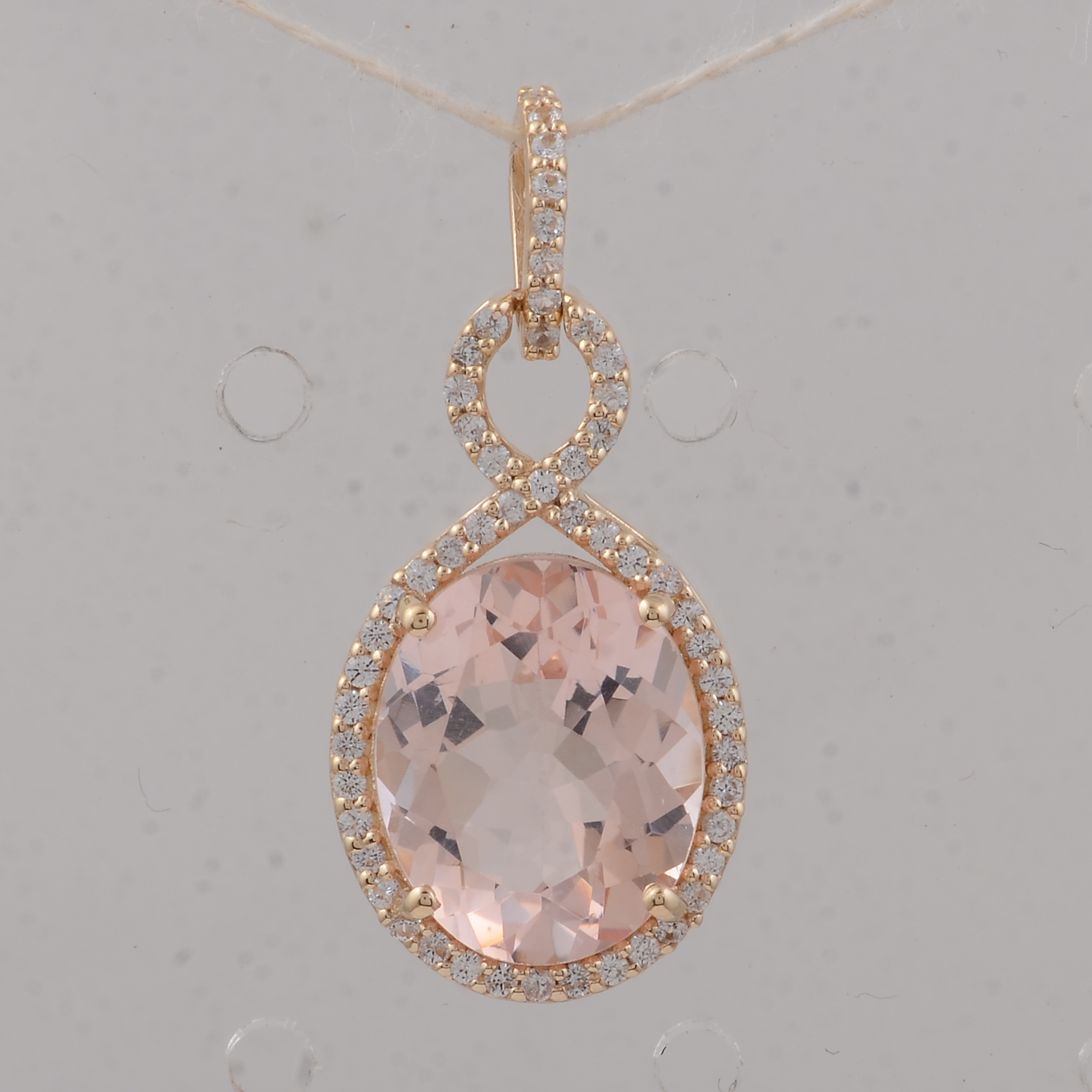 9K Gold 3.56 Ct Oval Morganite Pendant
