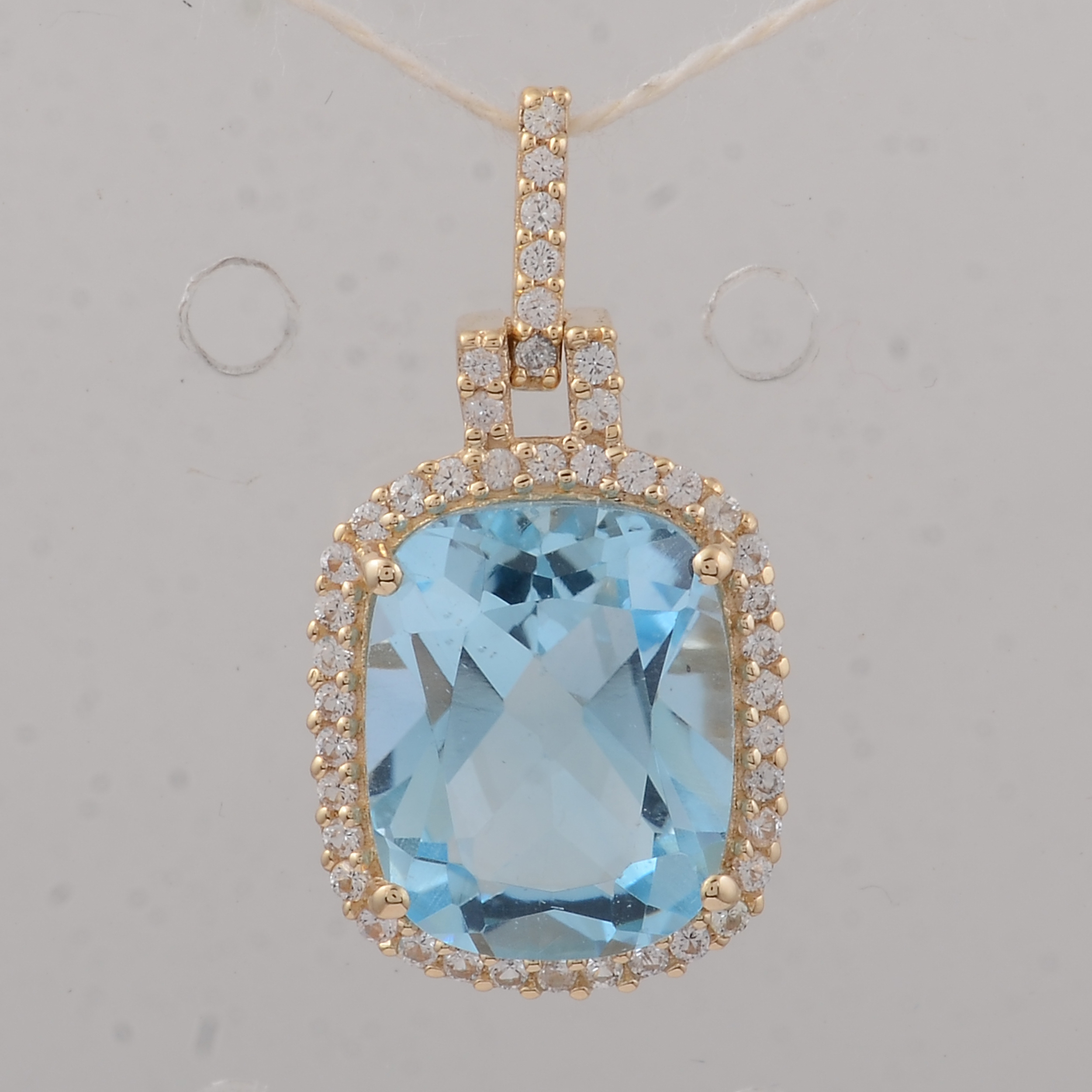9K Gold 3.90 Ct Cushion Blue Topaz Pendant