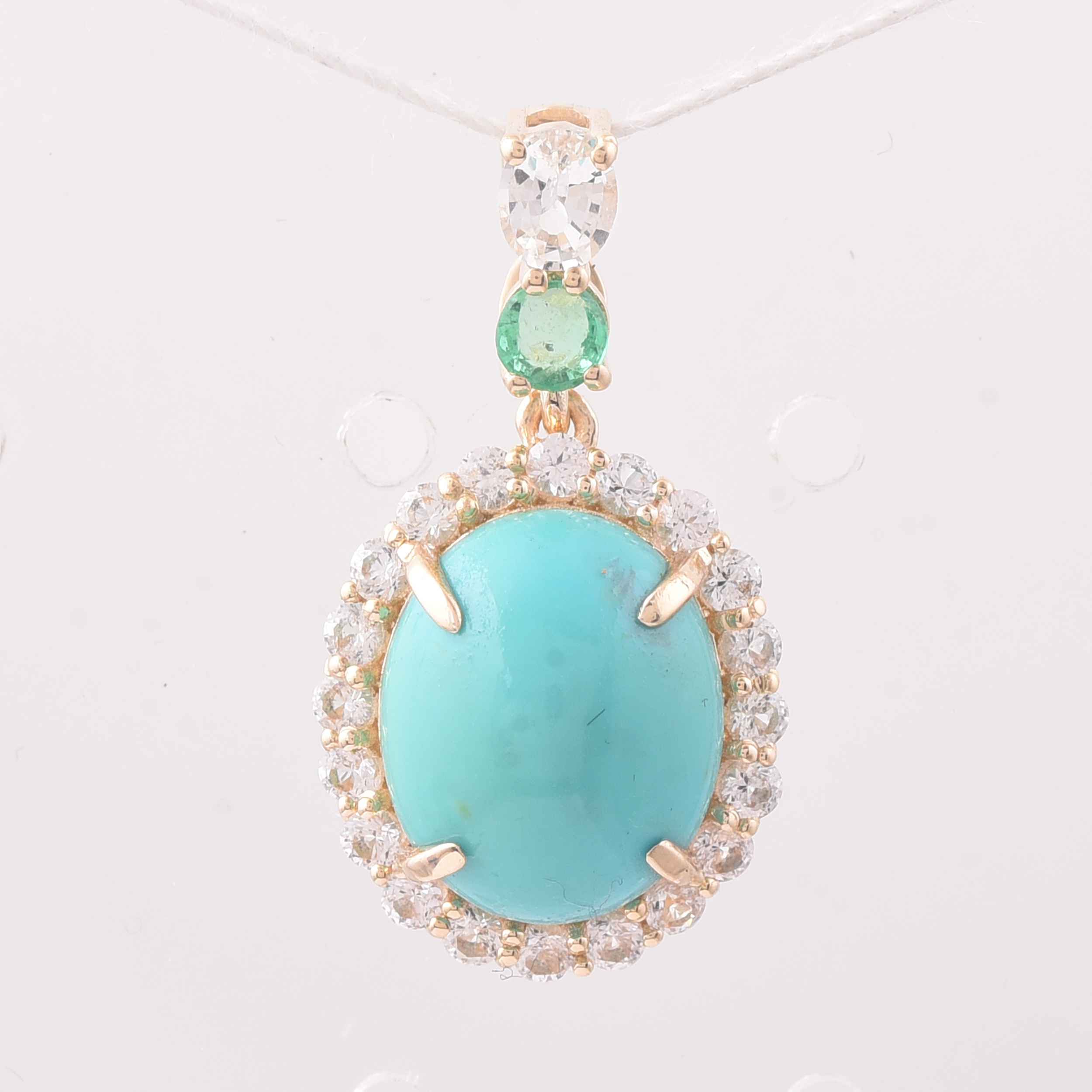 9K Gold 4.24 Ct Oval Turquoise Pendant