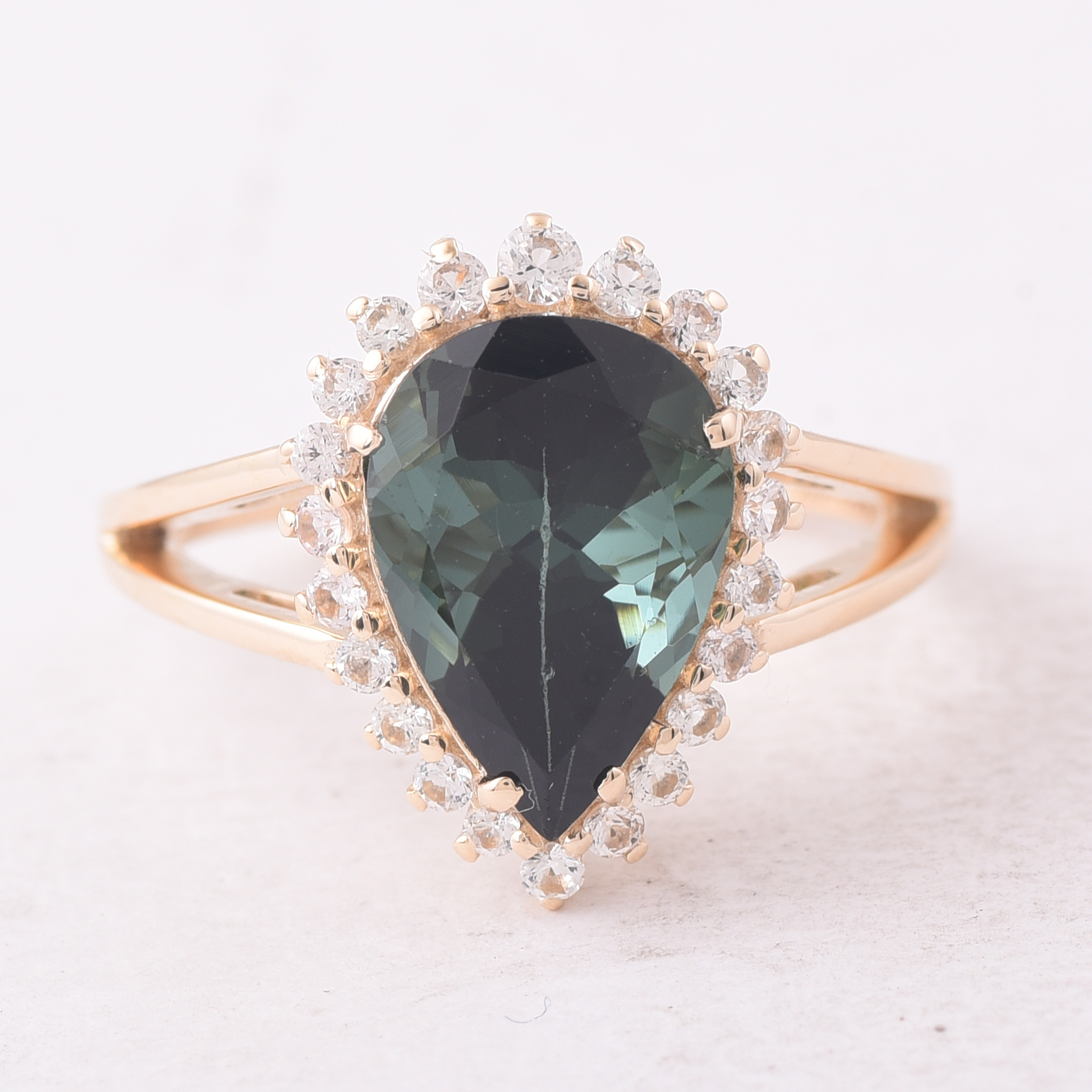 9K Gold 4.24 Ct Pear Tourmaline Ring 7 US Ring Size