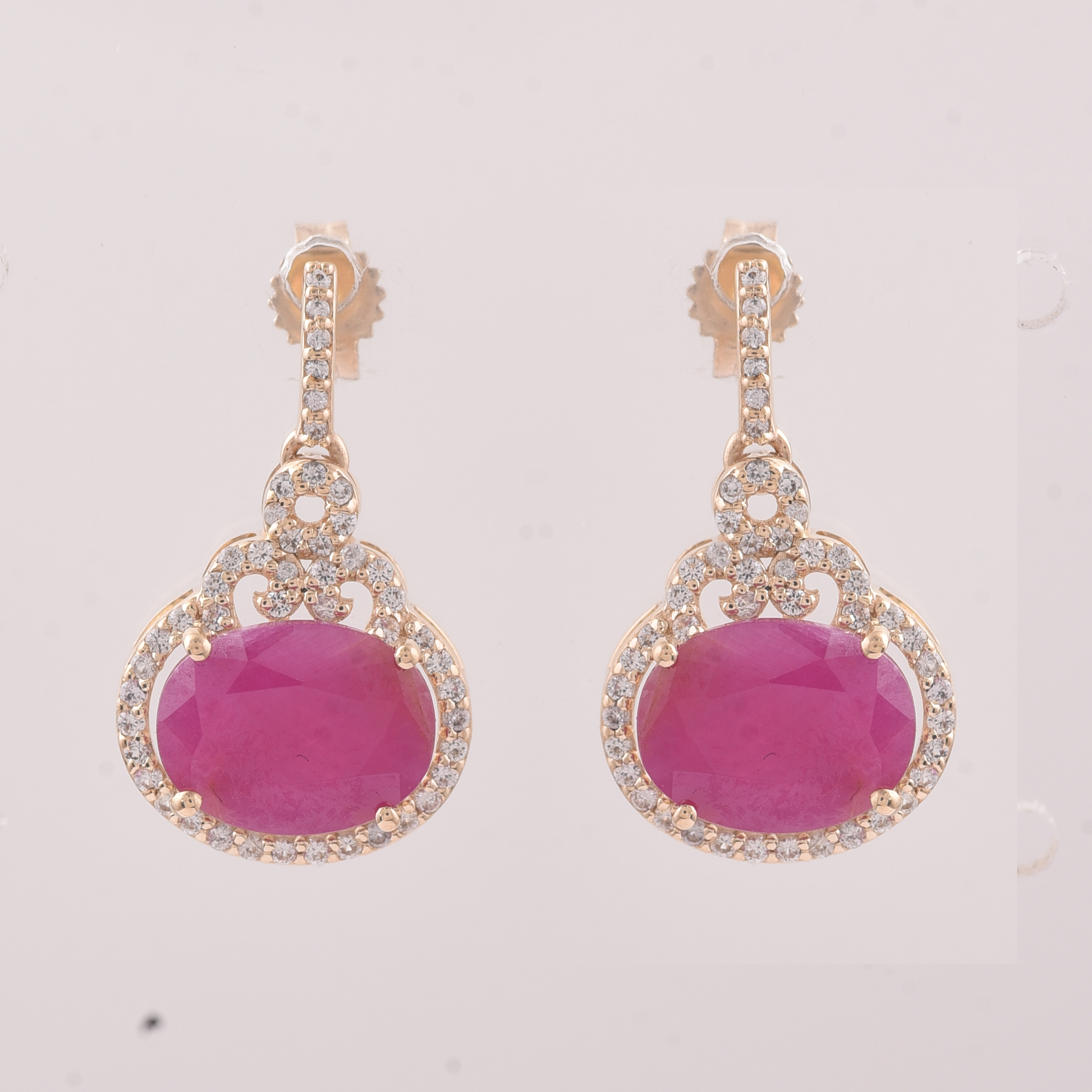 9K Gold 5.39 Ct Oval Ruby Earrings