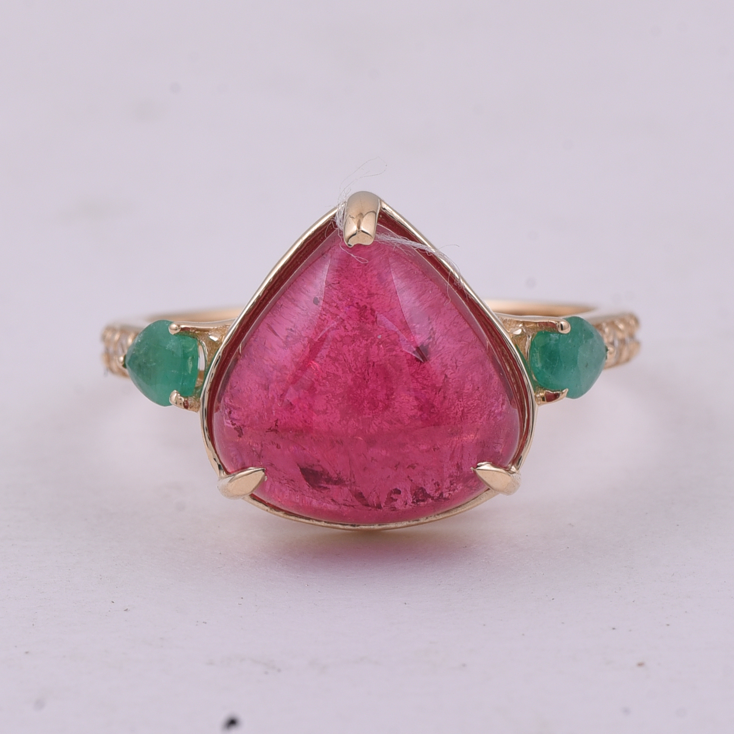 9K Gold 6.39 Ct Heart Tourmaline Ring 7 US Ring Size