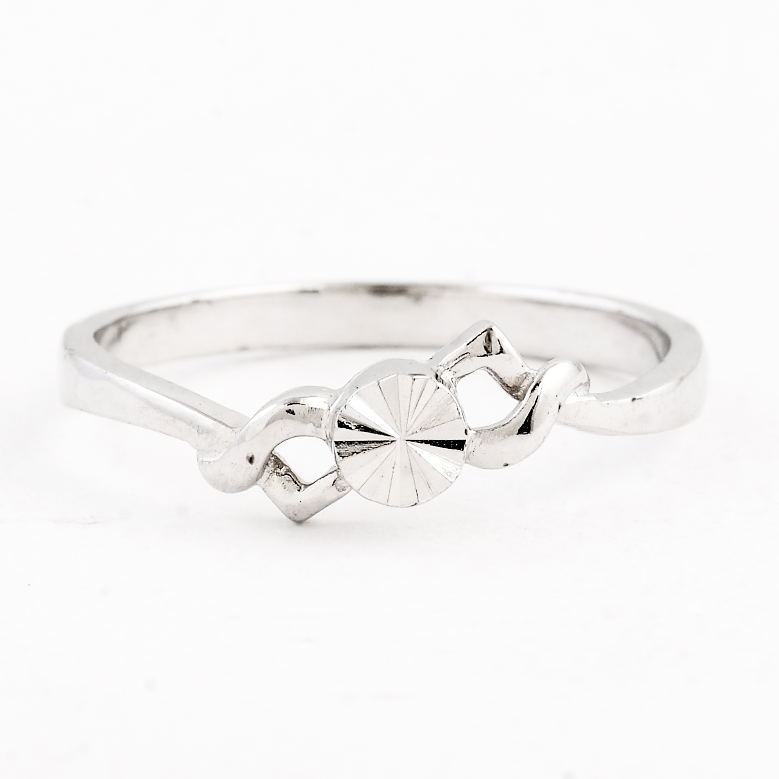 NO RESERVE 0.00 Ct Plain 925 Sterling Silver Ring