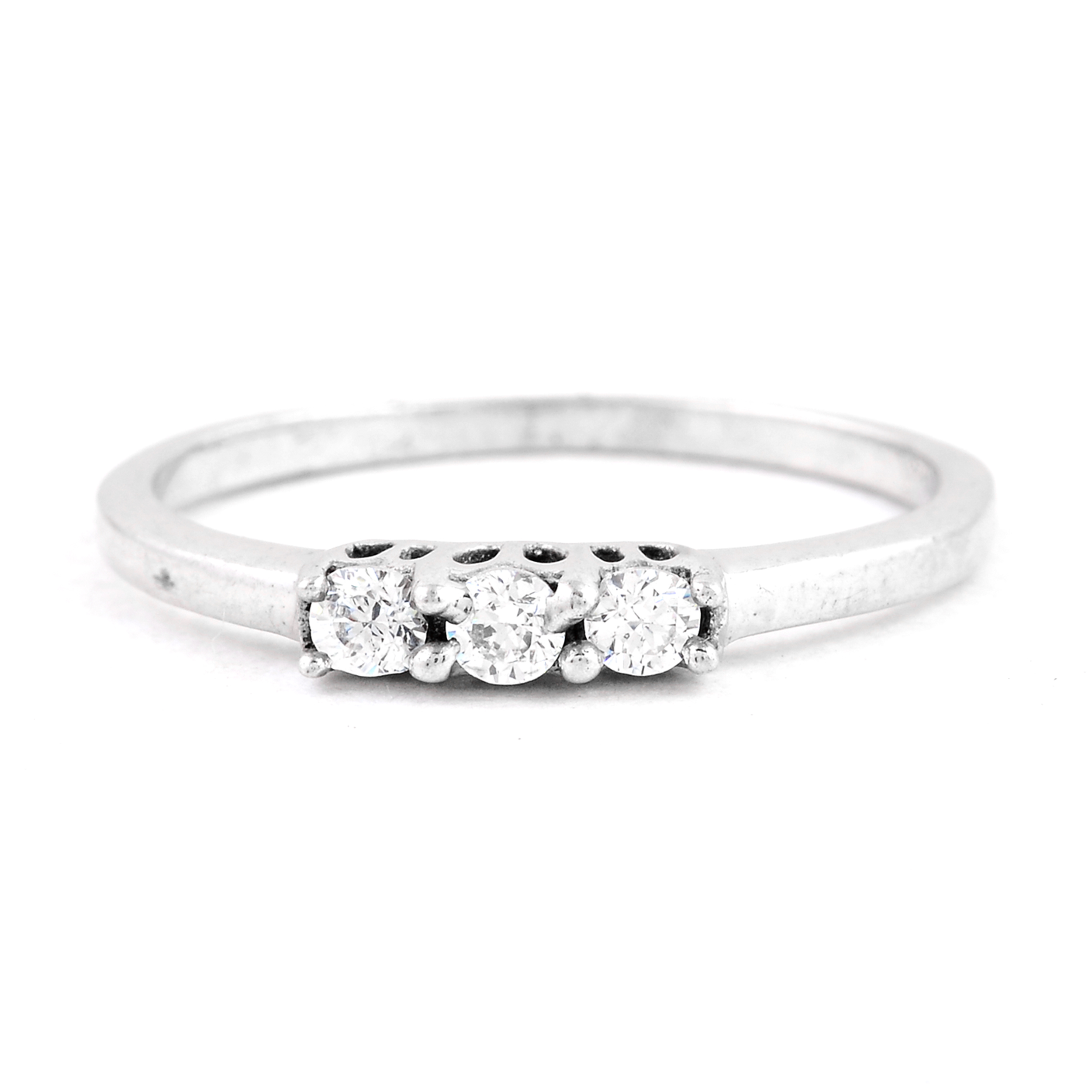NO RESERVE 0.70 Ct Cubic Zirconia 925 Sterling Silver Ring