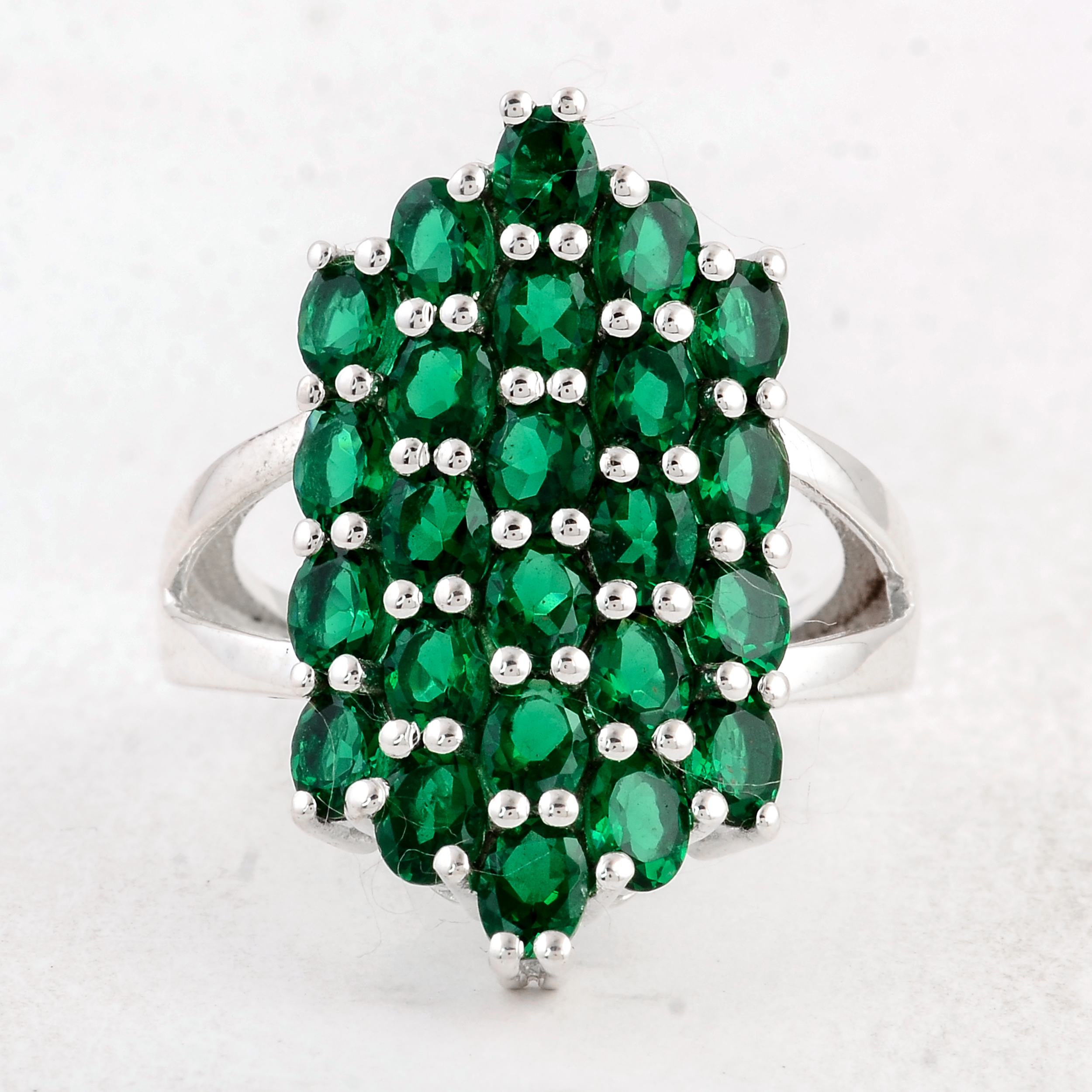 NO RESERVE 3.40 Ct Oval Created Glass Emerald 925 Sterling Silver Ring