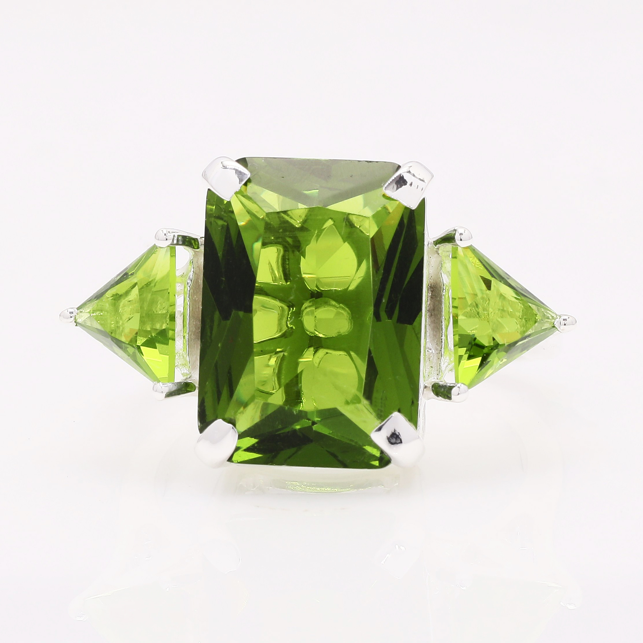 NO RESERVE 6.88 Ct Octagon Created Peridot 925 Sterling Silver Ring