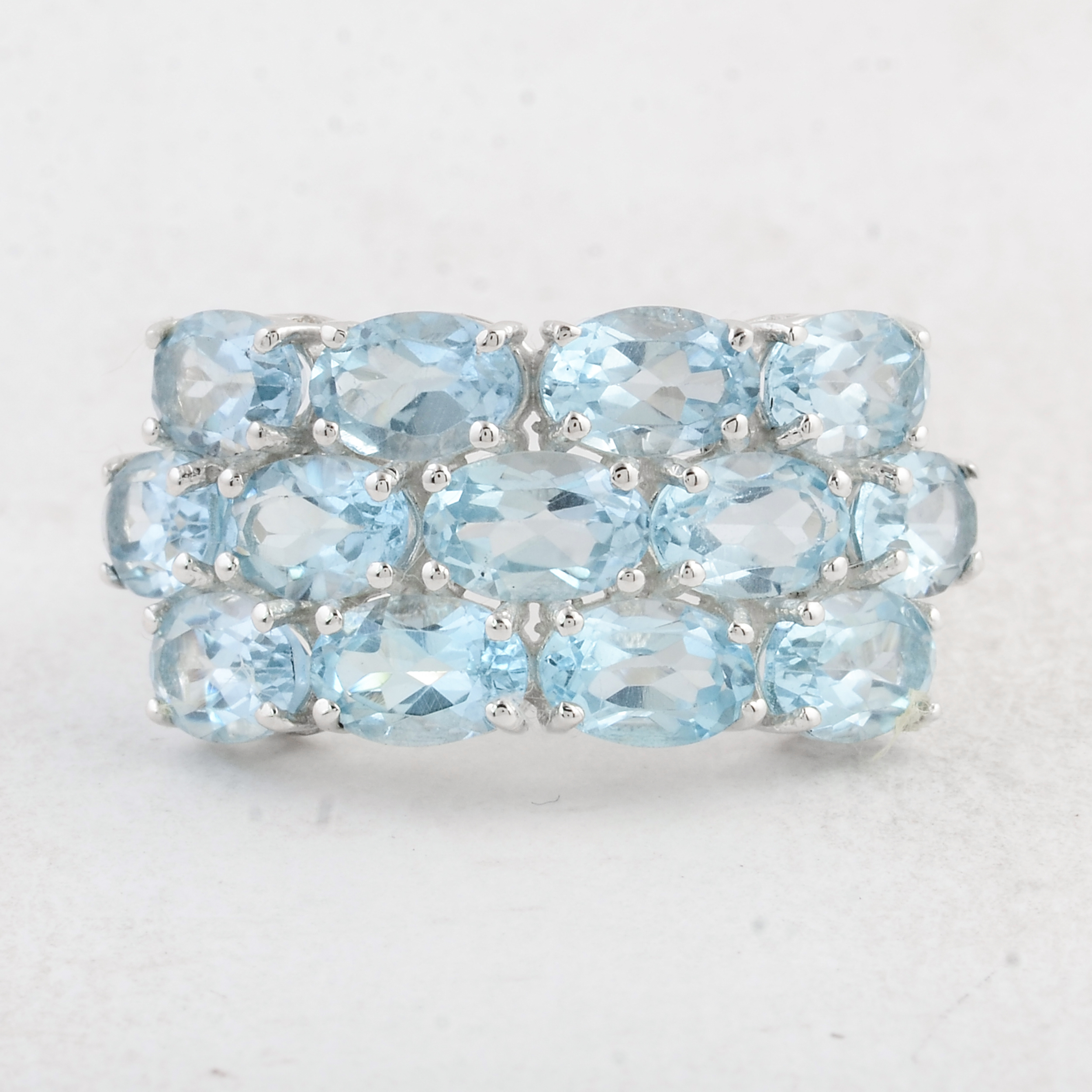 NO RESERVE 7.30 Ct Oval Blue Topaz 925 Sterling Silver Ring