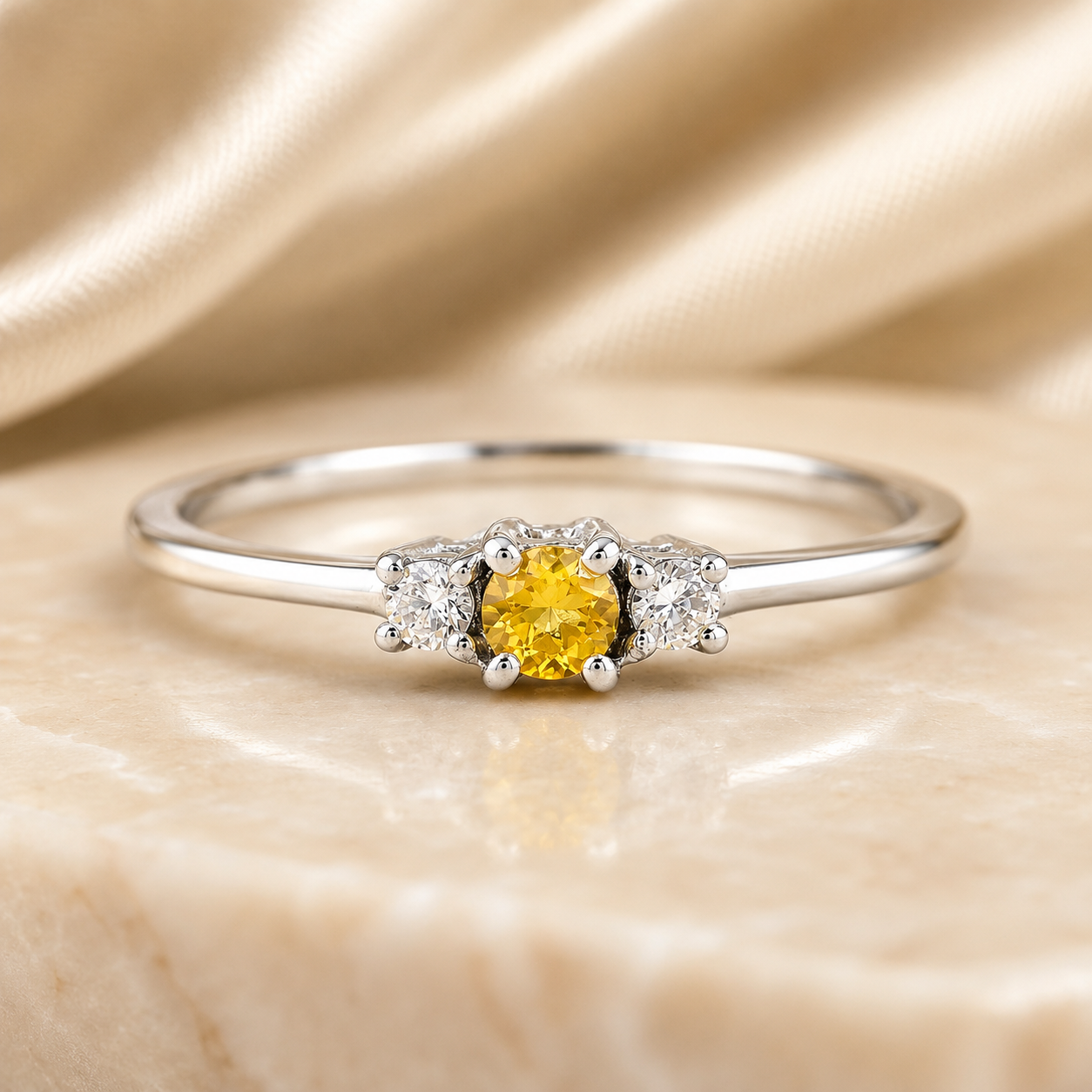 No Reserve 925 Sterling Silver 0.22 Ct Round Citrine Cubic Zirconia Ring 7 US Ring Size