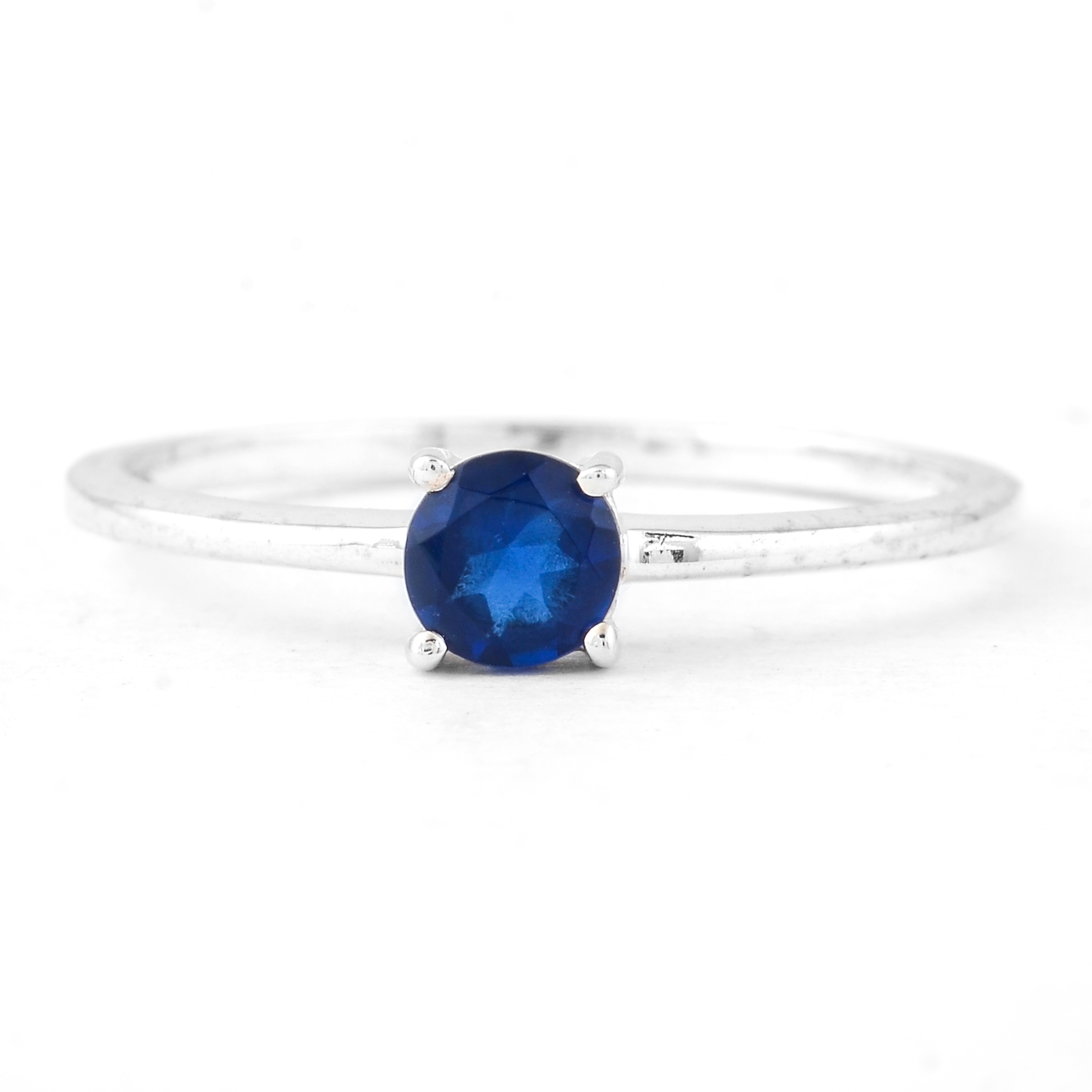 No Reserve 925 Sterling Silver 0.29 Ct Round Glass Sapphire Ring 7 US Ring Size