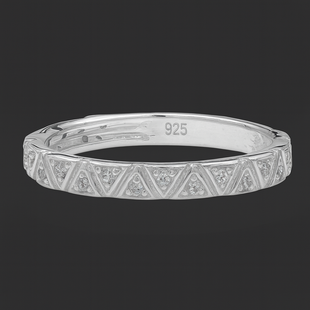 No Reserve 925 Sterling Silver 0.30 Ct Round Cubic Zirconia Ring 7 US Ring Size