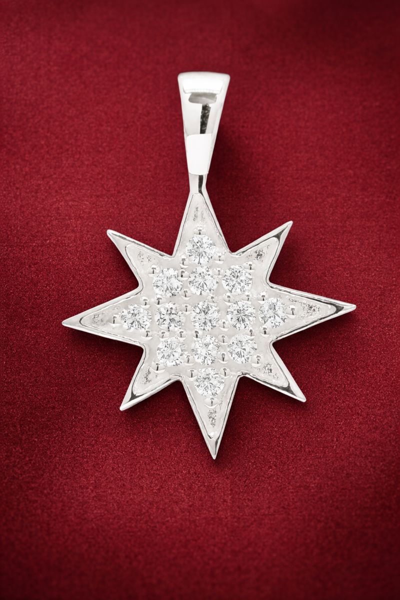 No Reserve 925 Sterling Silver 0.33 Ct Round Cubic Zirconia Pendant