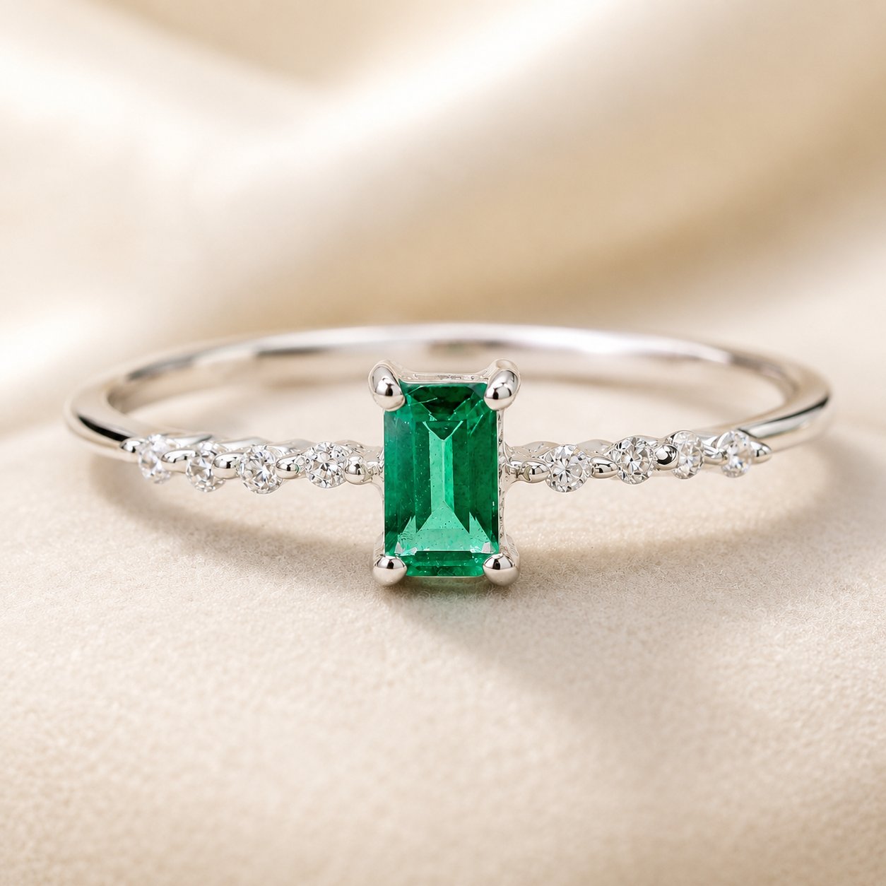 No Reserve 925 Sterling Silver 0.51 Ct Octagon Green Topaz Cubic Zirconia Ring 9 US Ring Size