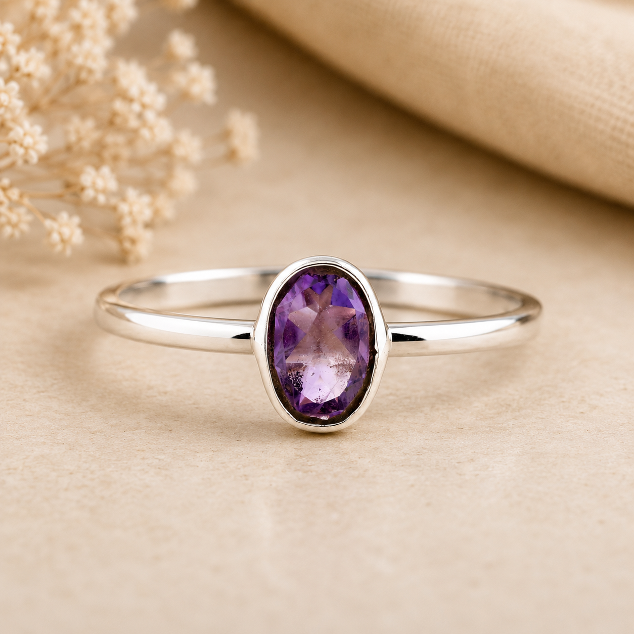 No Reserve 925 Sterling Silver 0.65 Ct Oval Amethyst Ring 8 US Ring Size