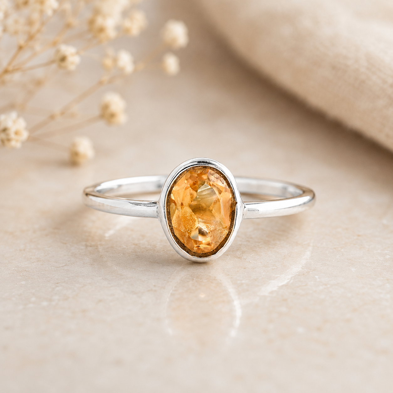 No Reserve 925 Sterling Silver 0.68 Ct Oval Citrine Ring 7 US Ring Size
