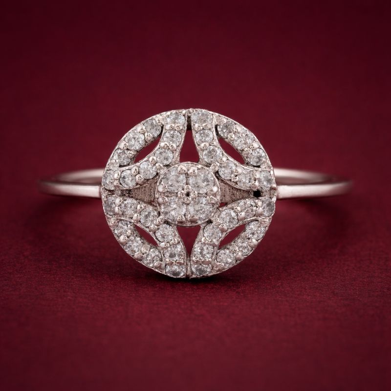 No Reserve 925 Sterling Silver 0.79 Ct Round Cubic Zirconia Ring 9 US Ring Size