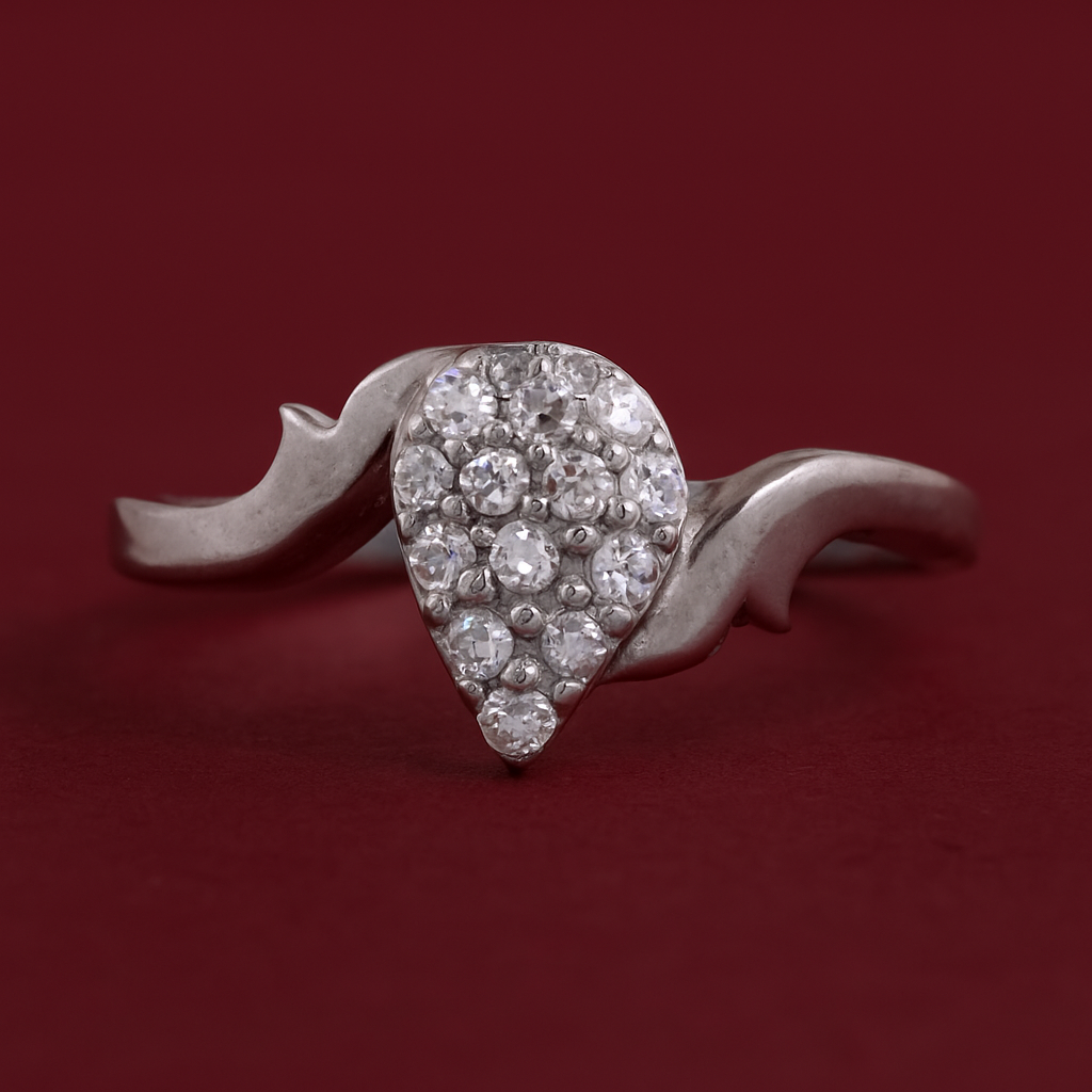 No Reserve 925 Sterling Silver 0.93 Ct Cubic Zirconia Ring 7 US Ring Size