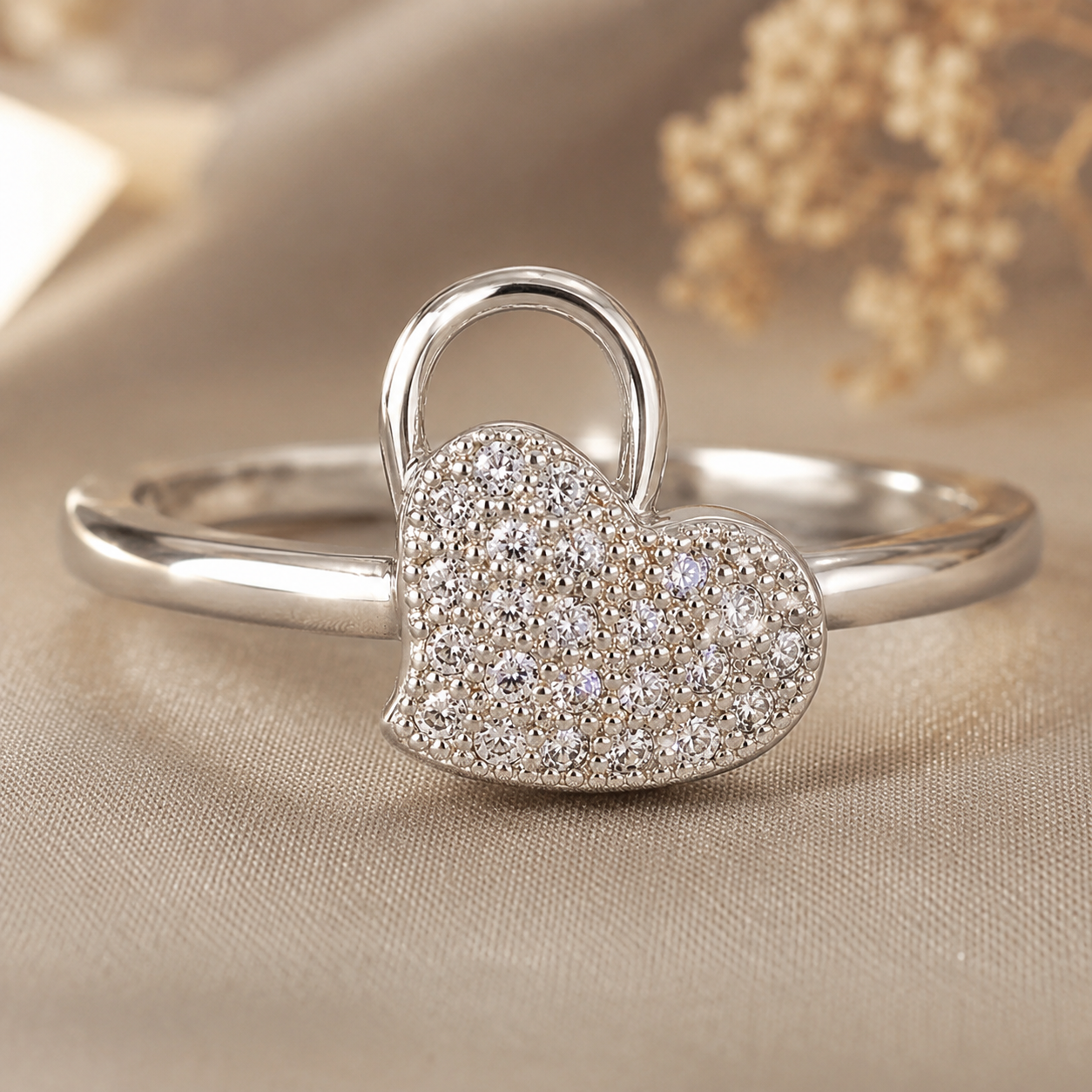No Reserve 925 Sterling Silver 0.94 Ct Cubic Zirconia Ring 6.5 US Ring Size