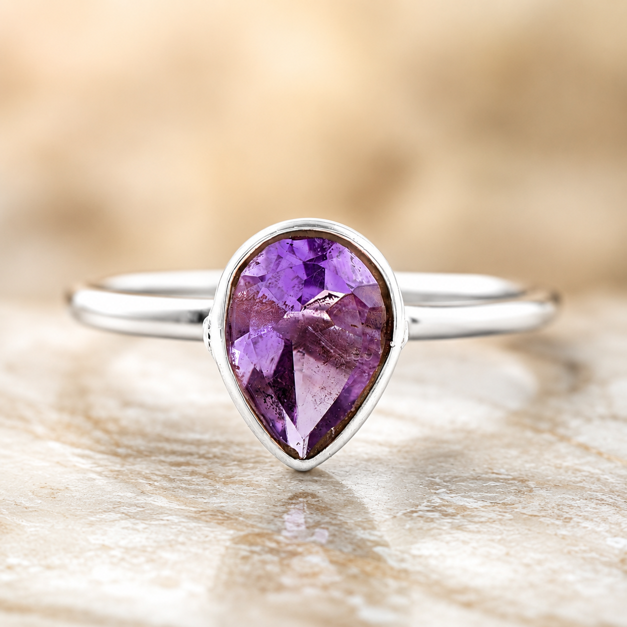 No Reserve 925 Sterling Silver 0.98 Ct Pear Amethyst Ring 7 US Ring Size