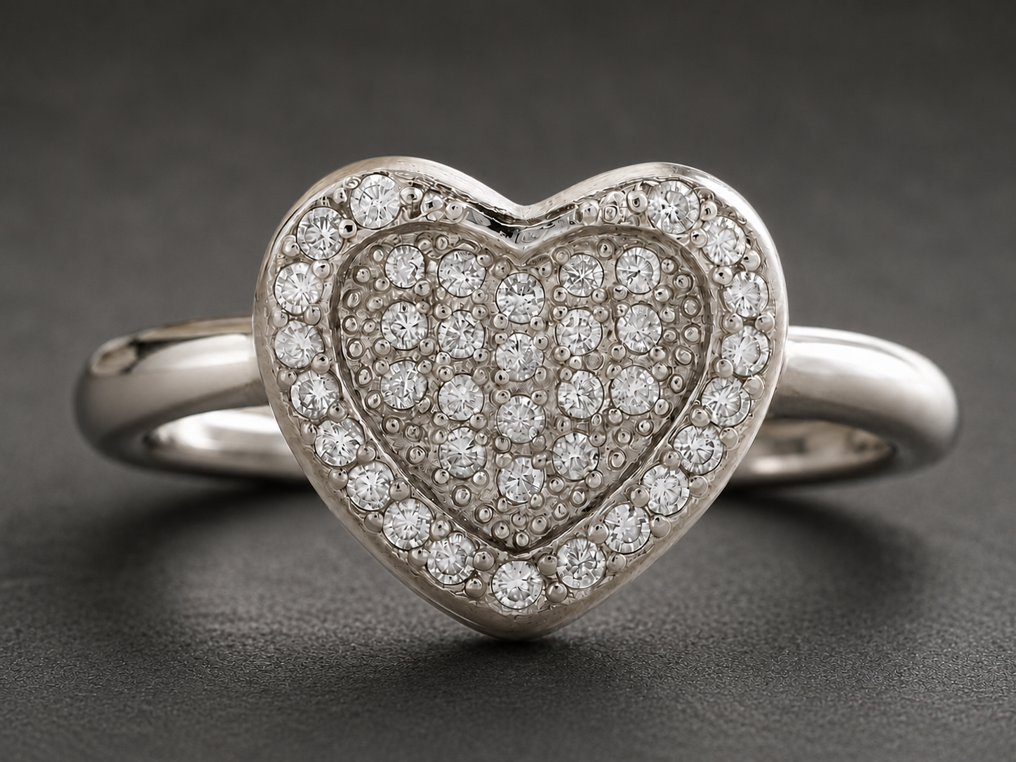 No Reserve 925 Sterling Silver 1.09 Ct Cubic Zirconia Ring 7 US Ring Size