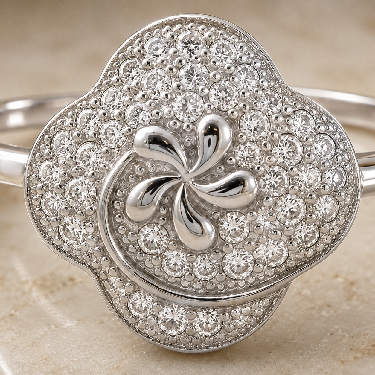 No Reserve 925 Sterling Silver 1.24 Ct Cubic Zirconia Ring 8.5 US Ring Size