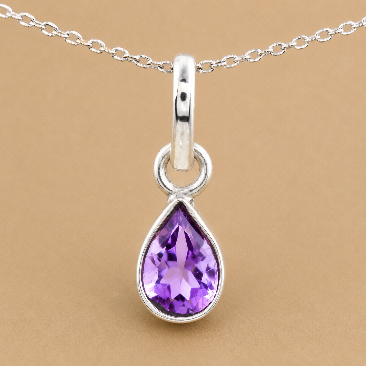 No Reserve 925 Sterling Silver 1.75 Ct Pear Amethyst Pendant