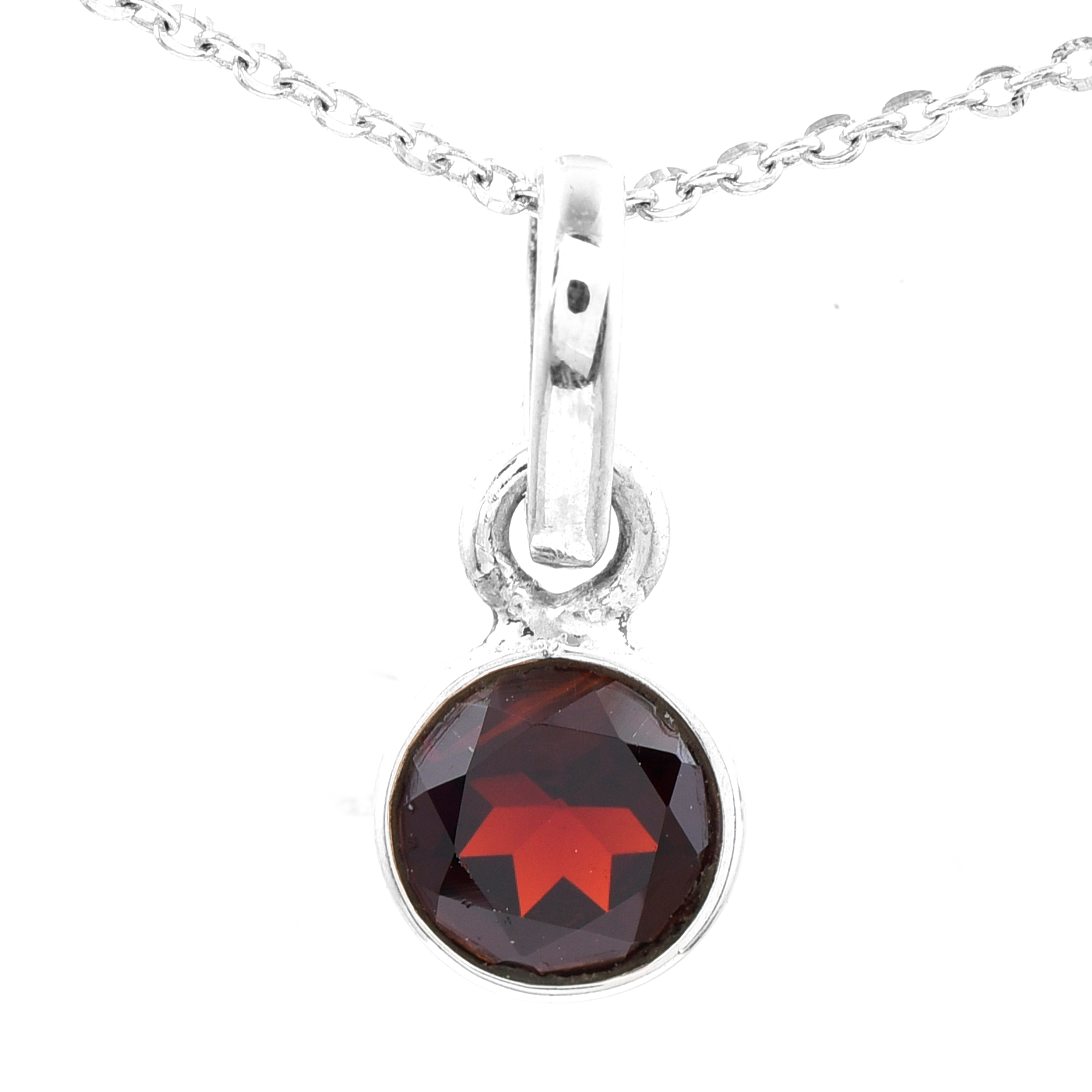 No Reserve 925 Sterling Silver 2.95 Ct Round Garnet Pendant