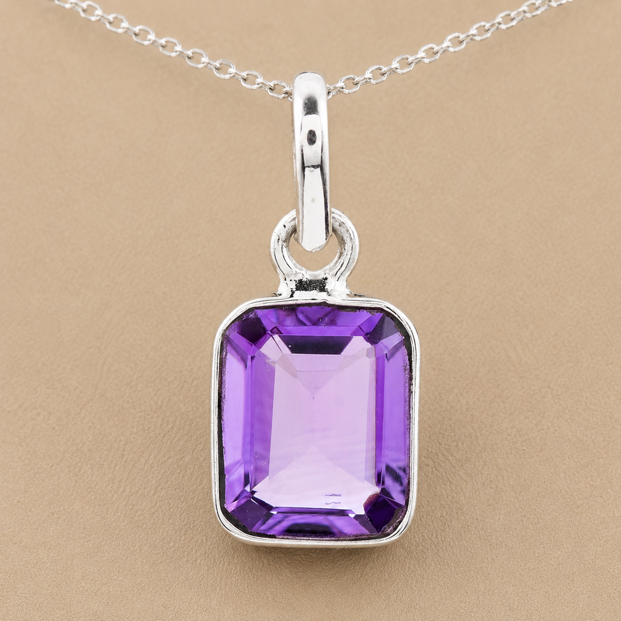 No Reserve 925 Sterling Silver 8.70 Ct Octagon Amethyst Pendant