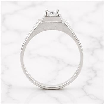 925 Sterling Silver 0.82 Ct Cubic Zirconia Ring 7 US Ring Size
