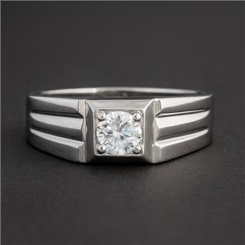 925 Sterling Silver 0.82 Ct Cubic Zirconia Ring 7 US Ring Size