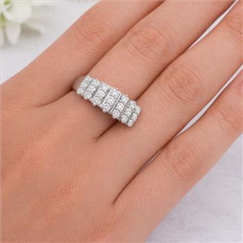 925 Sterling Silver 1.01 Ct Round Cubic Zirconia Ring 7 US Ring Size