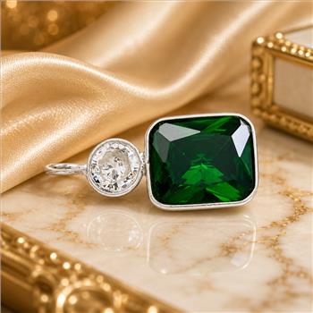 925 Sterling Silver 10.28 Ct Octagon Created Emerald Pendant