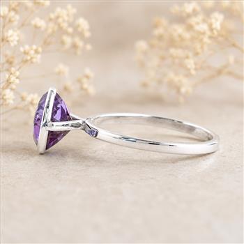 925 Sterling Silver 2.41 Ct Round Amethyst Ring 6 US Ring Size
