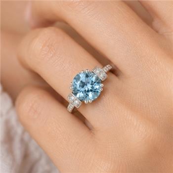 925 Sterling Silver 2.44 Ct Round Swiss Blue Topaz Cubic Zirconia Ring 7 US Ring Size